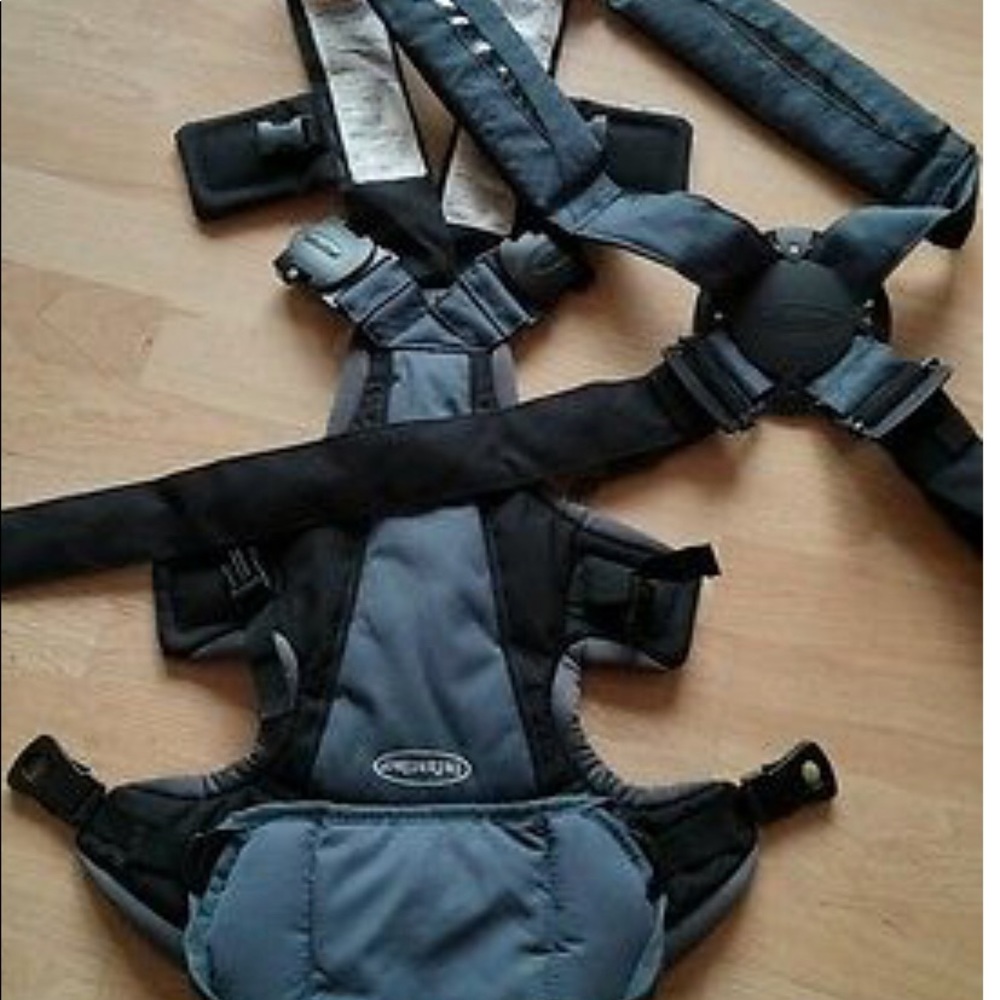 Infantino Smart Rider Baby Carrier. 8-26 lbs.